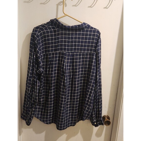 Simply Emma Plus Size 1X Blue Plaid Roll Tab Sleeve Button Down 100% Cotton Top - Picture 3 of 8